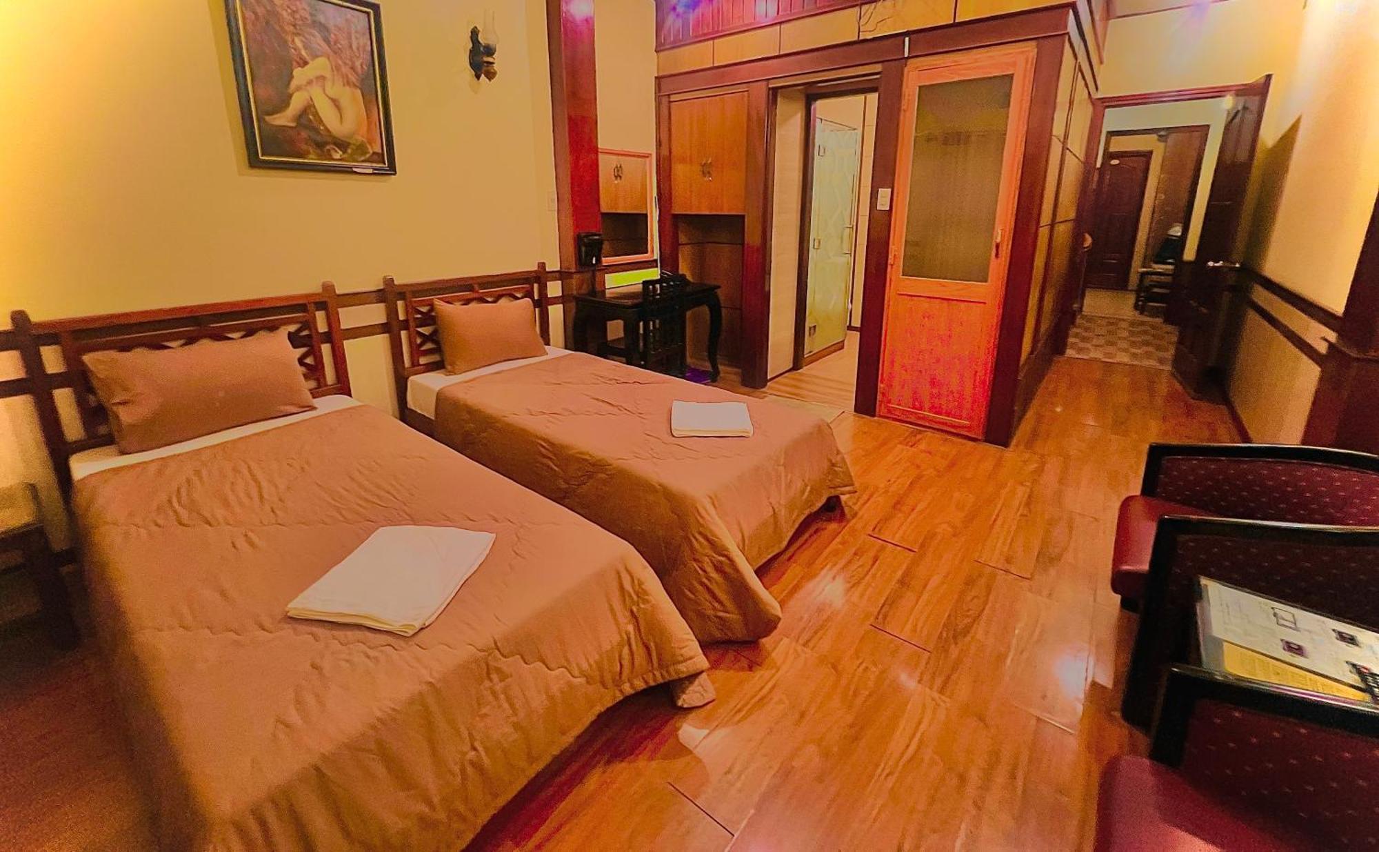 Bi Saigon Hotel Ho Chi Minh City Exterior photo