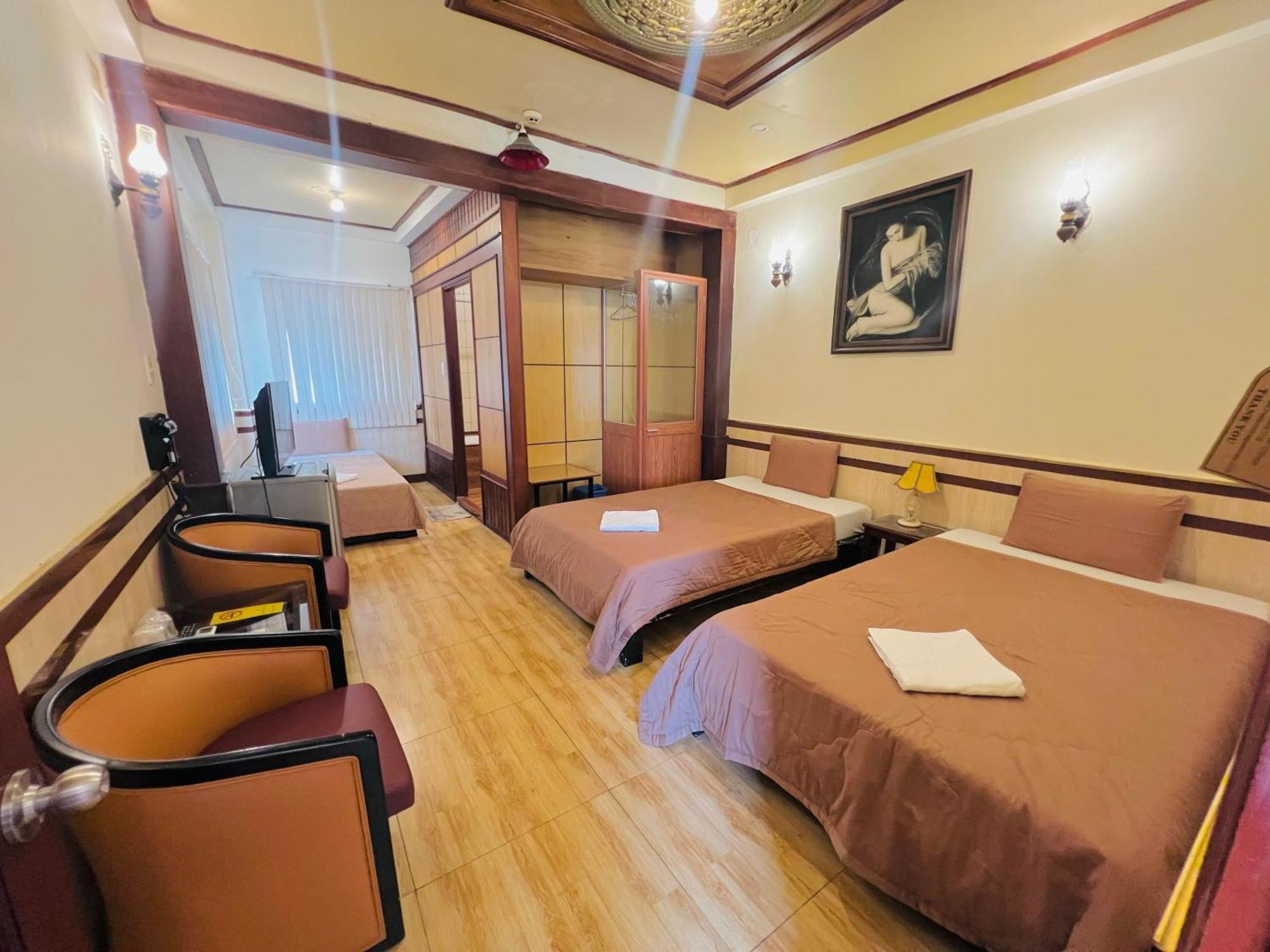 Bi Saigon Hotel Ho Chi Minh City Exterior photo