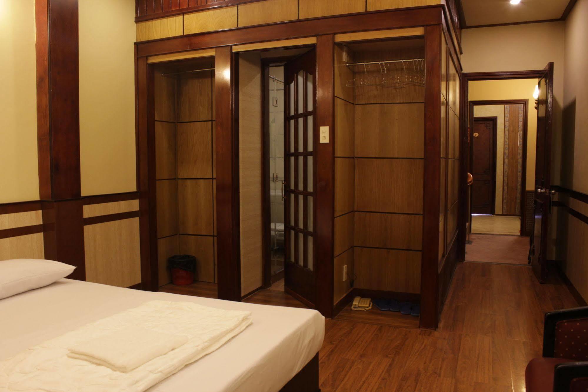 Bi Saigon Hotel Ho Chi Minh City Exterior photo